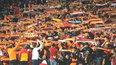 Galatasaray Taraftarını Üzen Gelişme! İstanbul'a Beklenen Transfer İptal Mi Oldu?